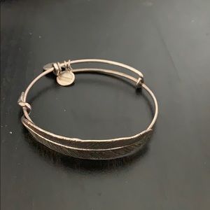 Alex and Ani Feather Plume Bangle